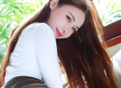 多数情况下女人出轨并非突然而是有一个过程